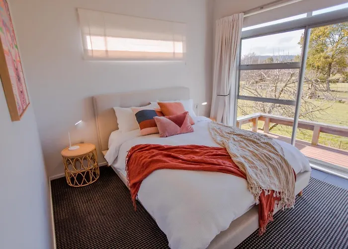 Mountain Glass - Ohakune Holiday Home